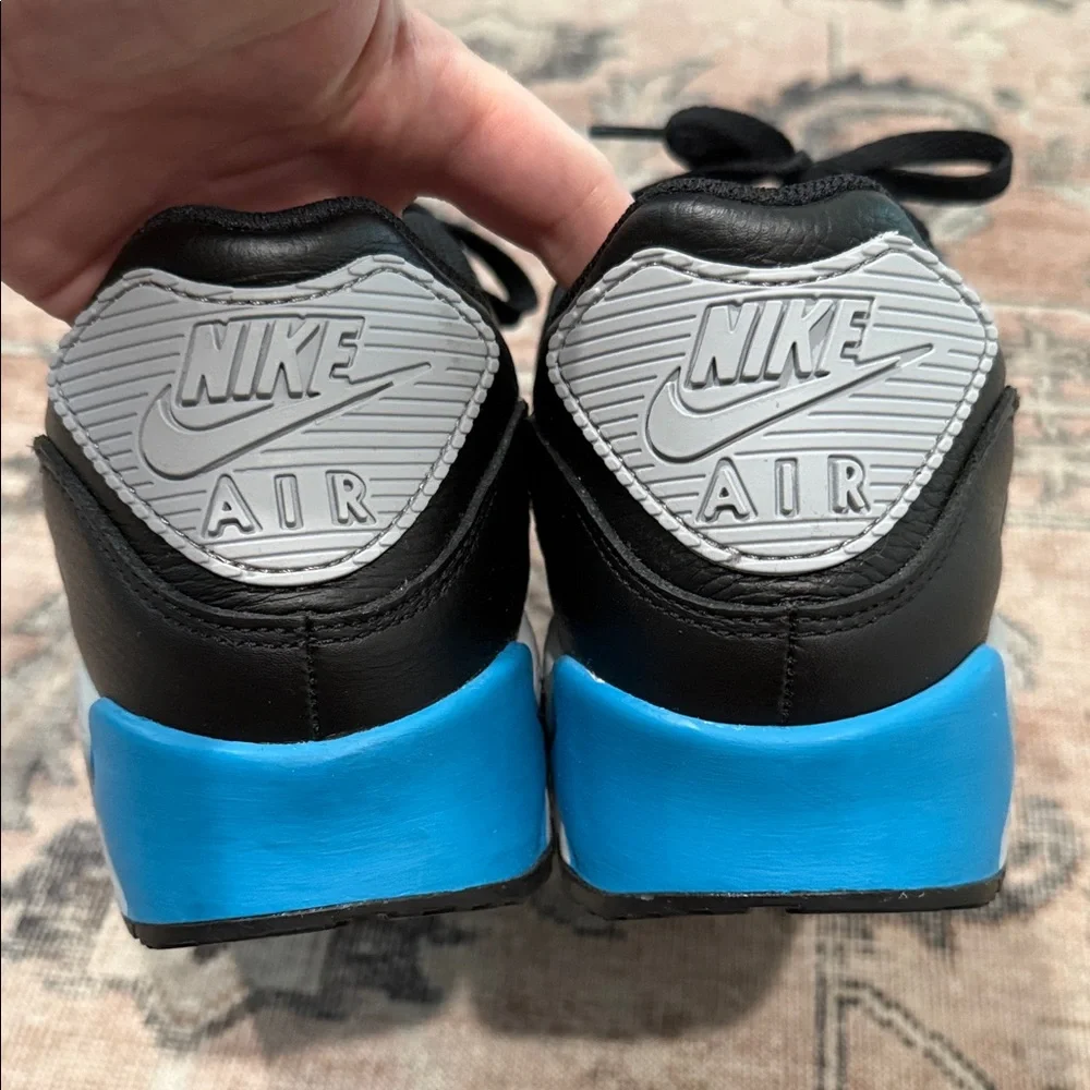 NEVER WORN Nike Men's AirMax 90 Black, Light Grey and Teal Sneakers - Picture 12 of 12